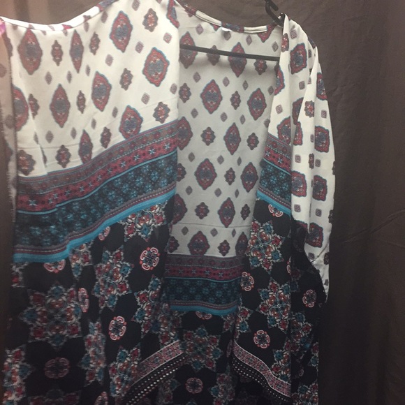 Multi colored bohemian duster. - Picture 2 of 3
